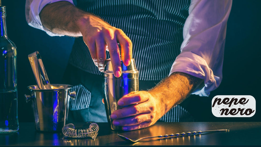What Is the Difference Between a Mixologist and a Bartender